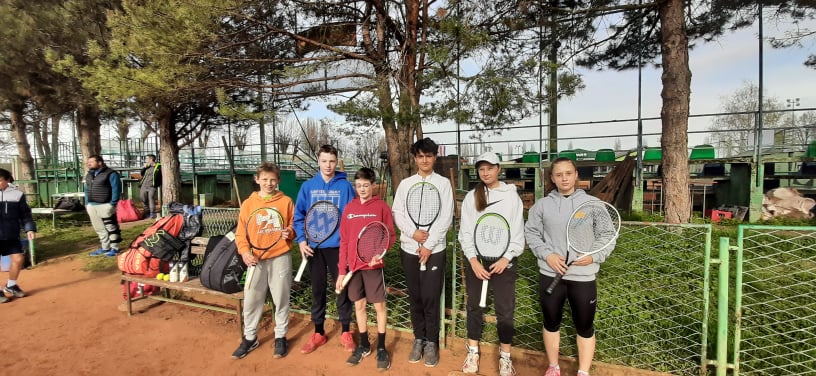 V Vinkovcih se je zbrala številna slovenska zasedba.