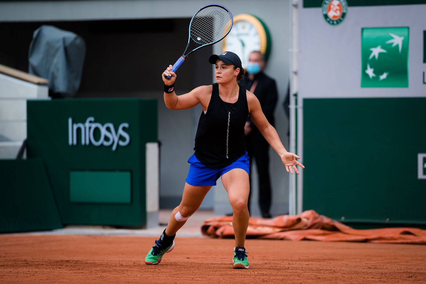 Ashleigh_Barty_-_2021_Roland_Garros_Qualifications_Day_3_-DSC_1259_original