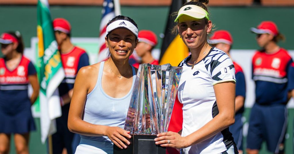 Su-Wei_Hsieh_Elise_Mertens_-_2021_BNP_Paribas_Open_Day_13_-Z66_0003_original