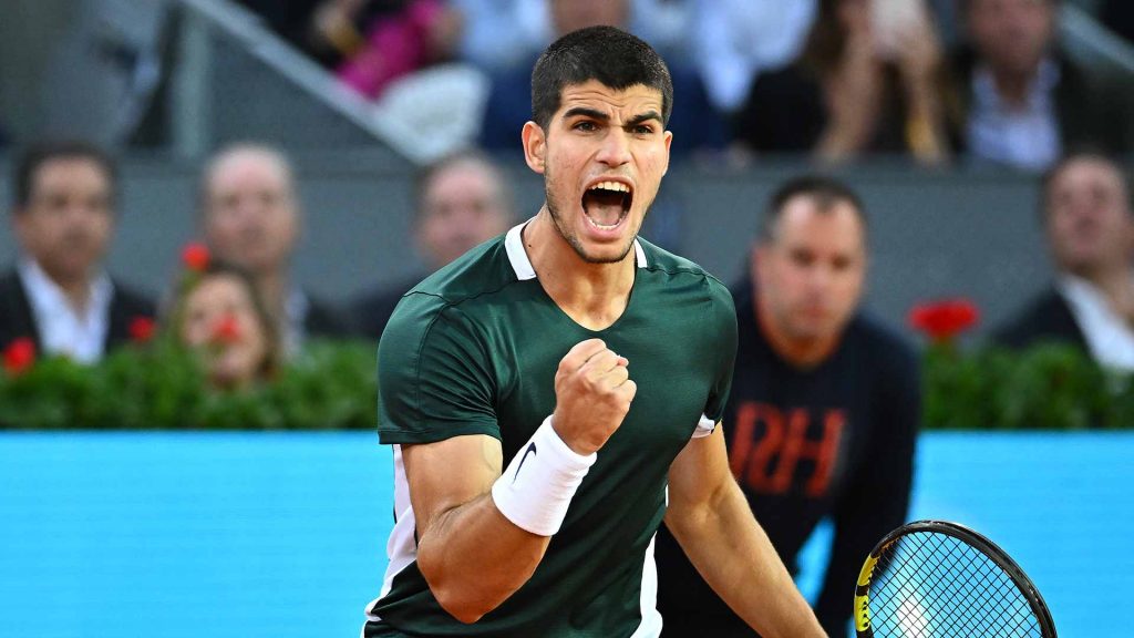 alcaraz-madrid-2022-thursday-celebration