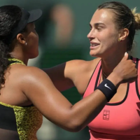 Aryna Sabalenka polna pohval za Naomi Osaka po preživetem boju v Madridu