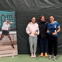 WTT: Alja Senica do prvega naslova v članski konkurenci dvojic, Pia Lovrič v finale posameznic!