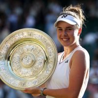 Linda Noskova po tekmi preobratov do slavja v Wimbledonu