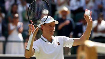 sinner-wimbledon-2026-tuesday-celebration