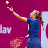 WTA: Tesen poraz Senice, danes na igrišče Hercog, jutri Zidanšek in Erjavec